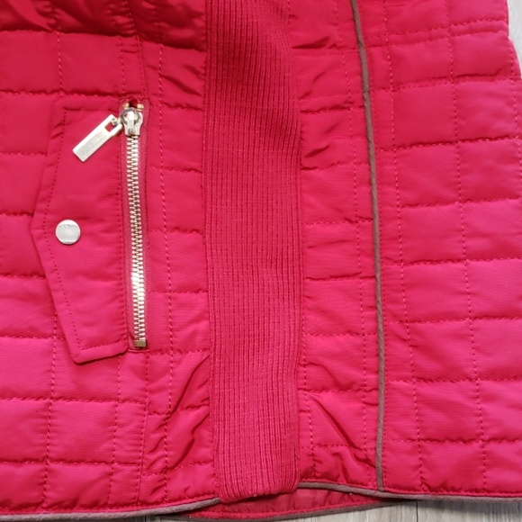 VEST Quilted red vest - Picture 6 of 10